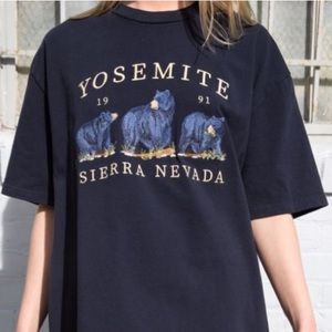 ❌SOLD❌Yosemite Rare Brandy Melville Bears 1991 Top